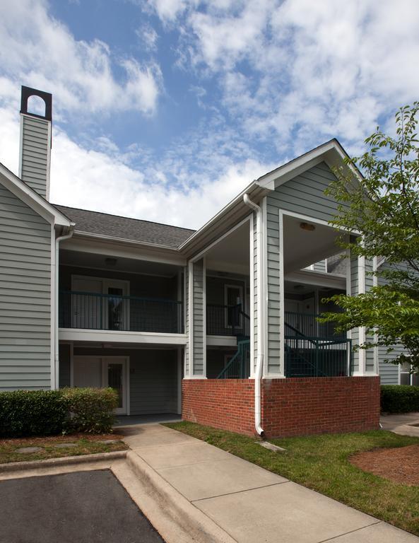 Homewood Suites Charlotte North Unc Research Bagian luar foto